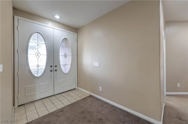 $2,900 | 121 Pettswood Drive, Henderson, NV 89002