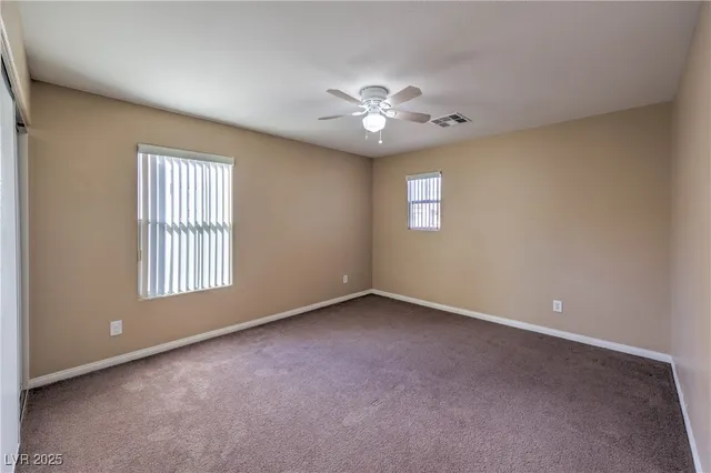 $2,900 | 121 Pettswood Drive, Henderson, NV 89002