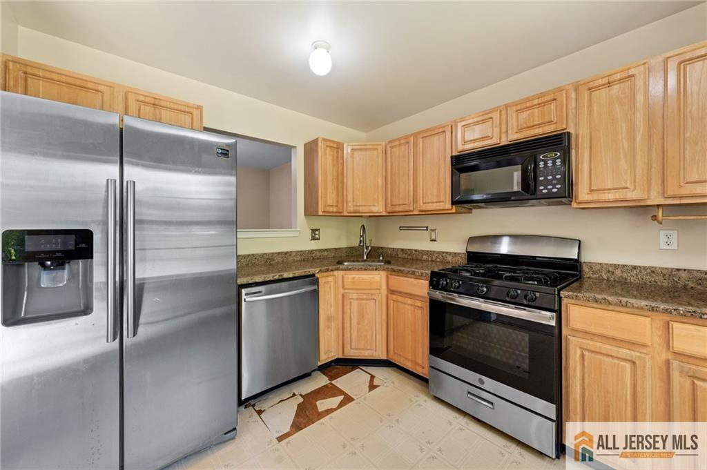 5 Edith Drive Somerset, NJ 08873 - Photo 14 of 26