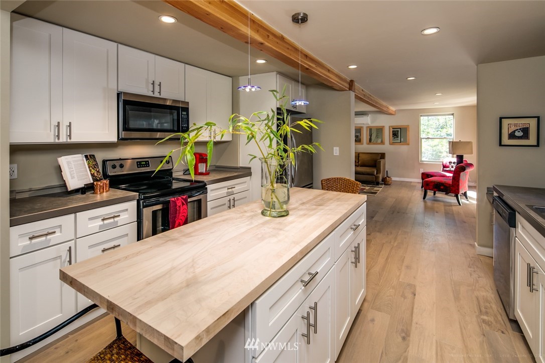 1239 Kelly Road Bellingham, WA 98226 - Photo 7 of 25