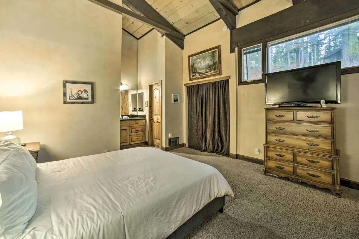 2090 Chalet Road, Unit 21 Alpine Meadows, CA 96146 - Photo 18 of 21