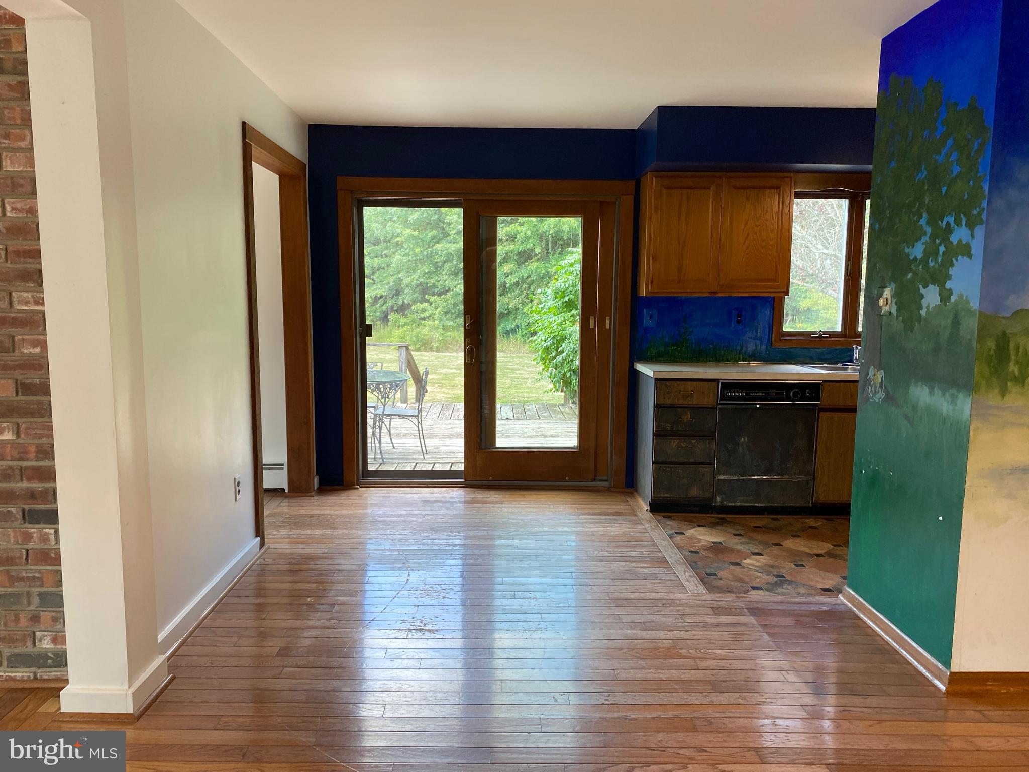 412 Center School Road Perkasie, PA 18944 - Photo 12 of 32 Breakfast Area