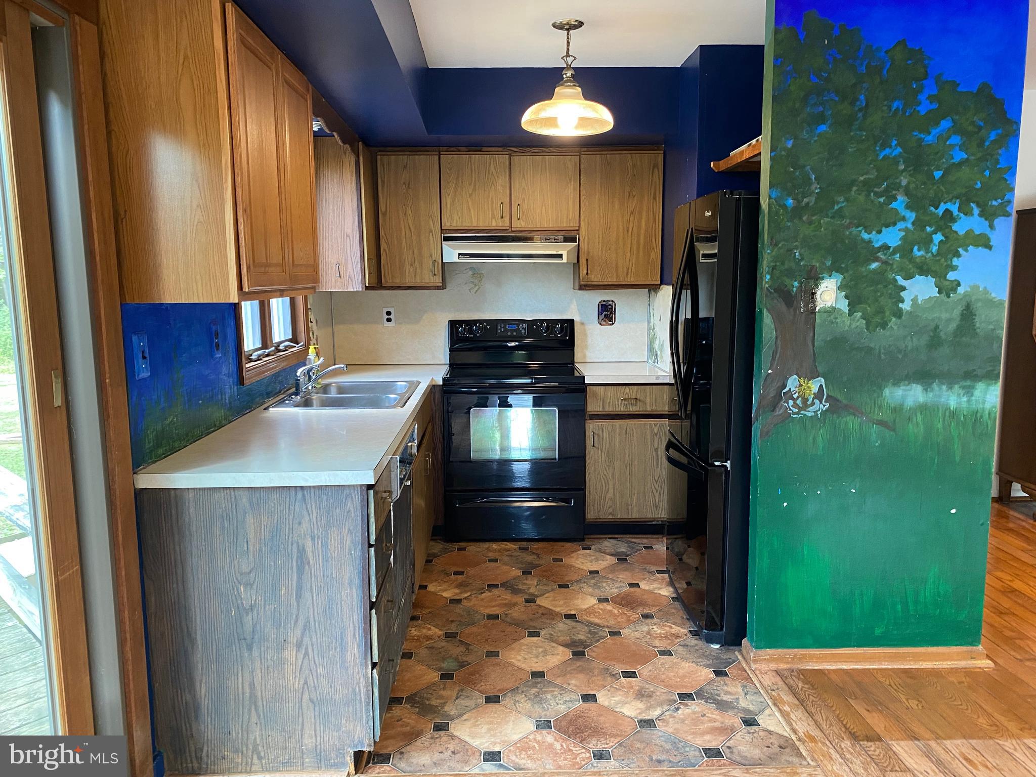 412 Center School Road Perkasie, PA 18944 - Photo 13 of 32 Kitchen