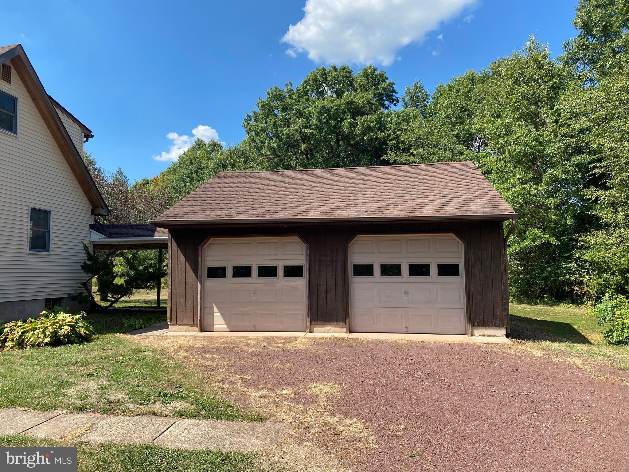 412 Center School Road Perkasie, PA 18944 - Photo 28 of 32 2 Car Detached Garage