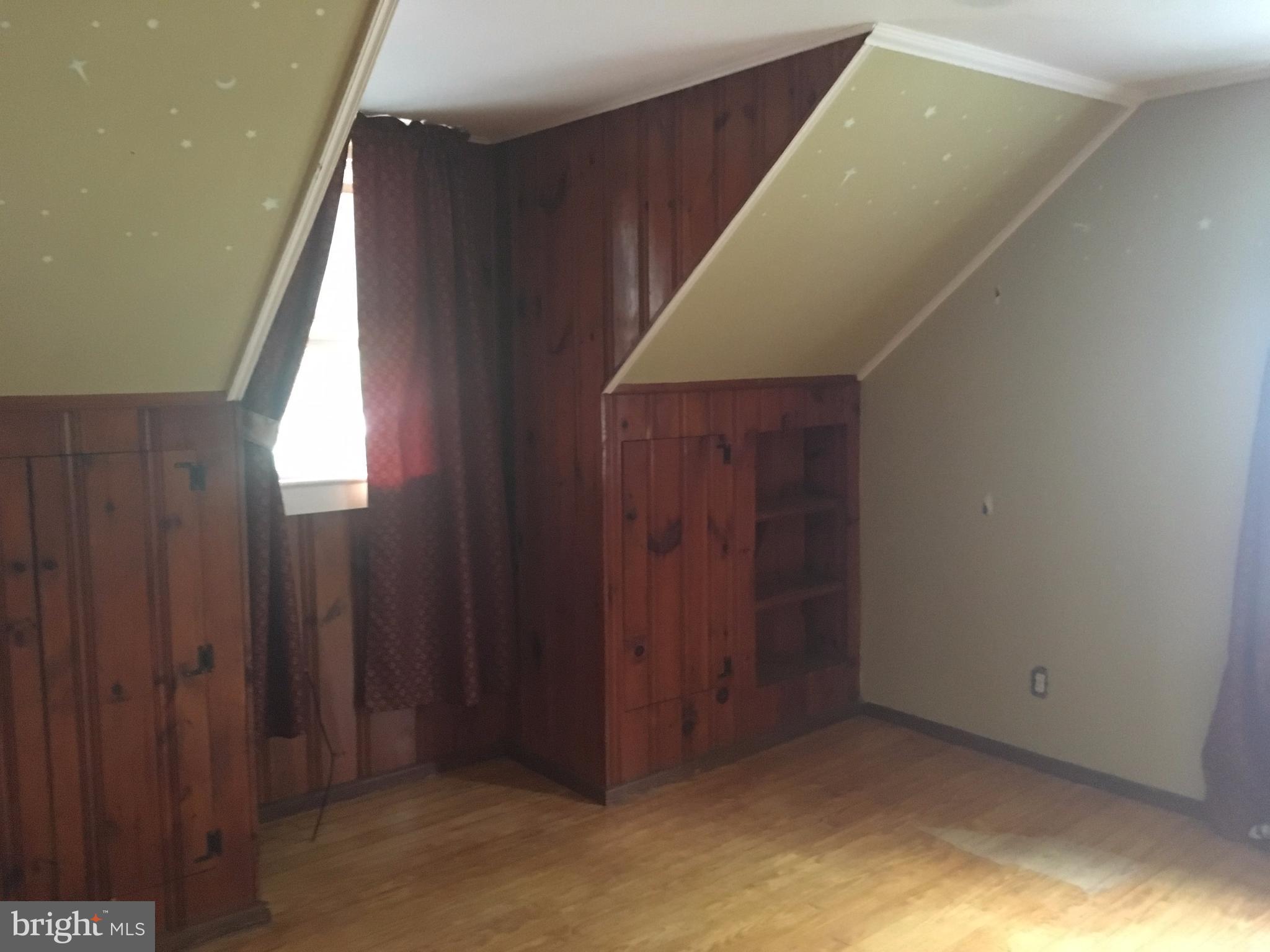 7904 Malcolm Road Clinton, MD 20735 - Photo 10 of 17 a view of an entryway