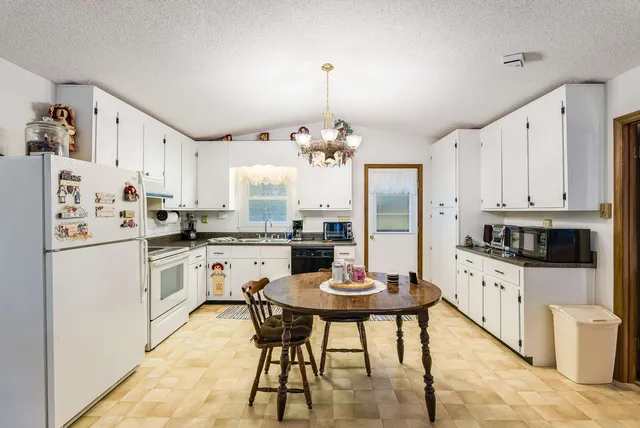 $345,000 | 204 Spotswood Lane, McGaheysville, VA 22840