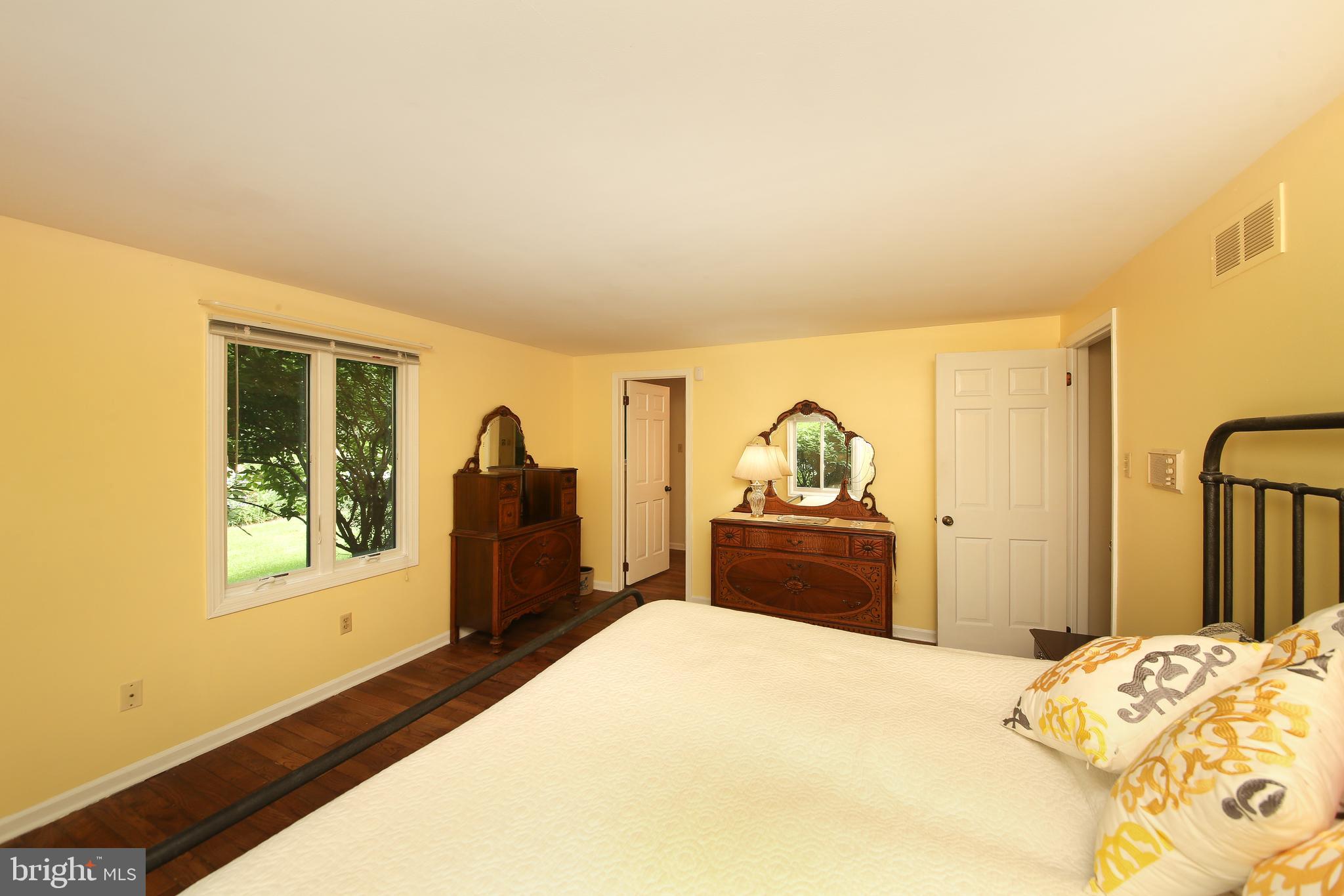 5825 South Deer Run Road Doylestown, PA 18902 - Photo 33 of 43
