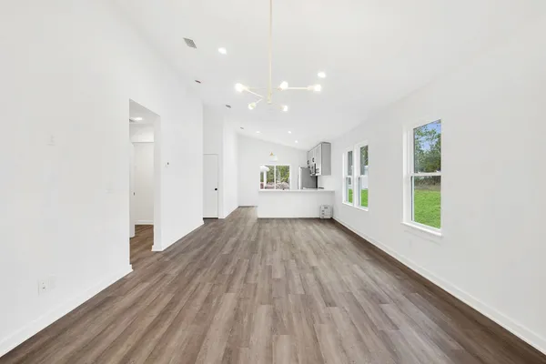 $1,800 | 980 West 9th Street, St. Augustine, FL 32084