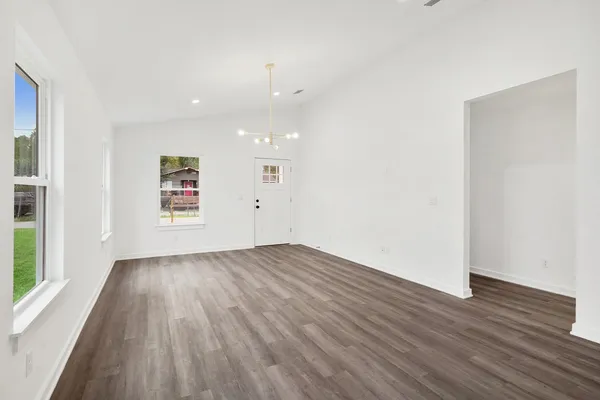 $1,800 | 980 West 9th Street, St. Augustine, FL 32084