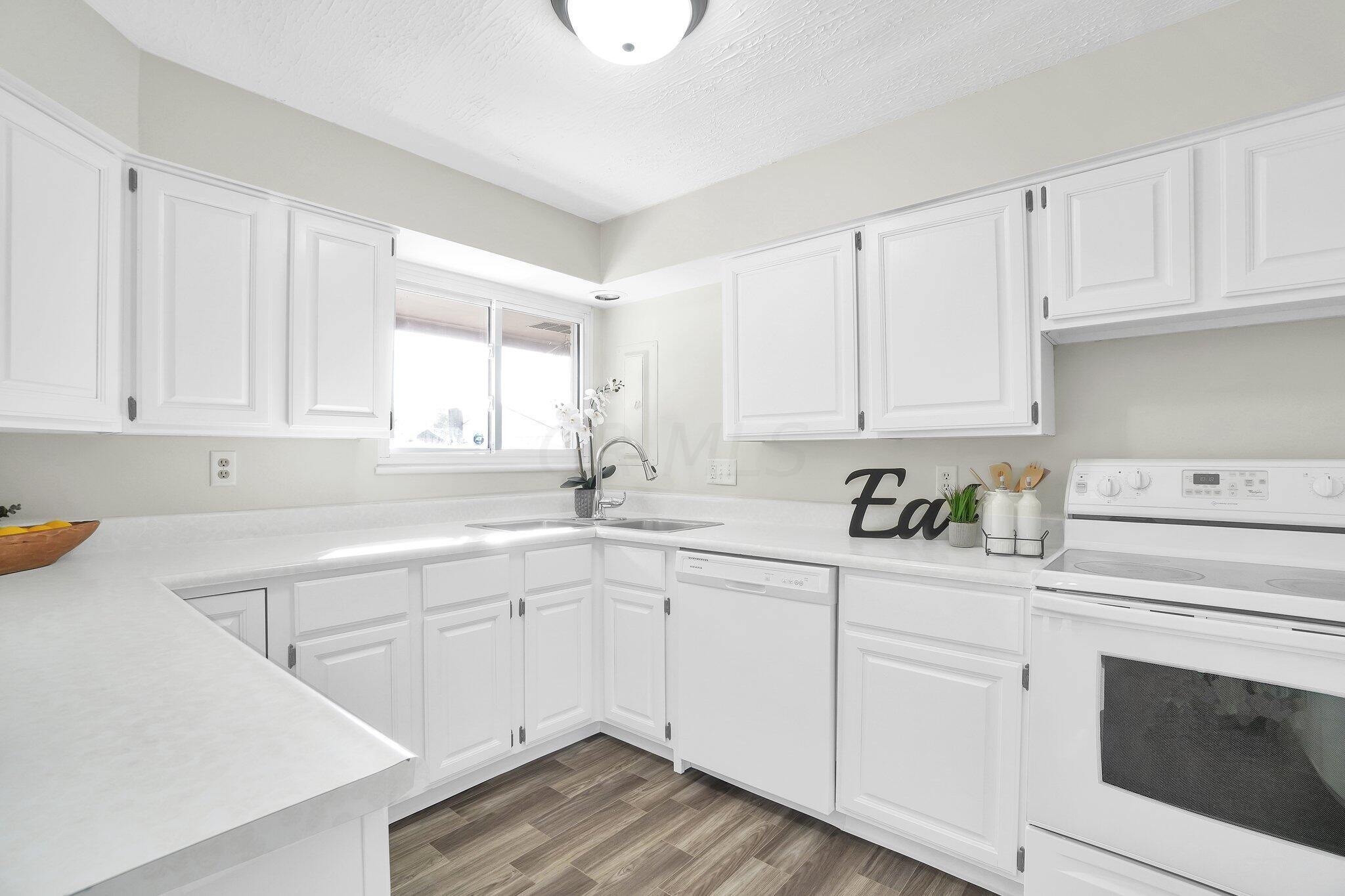 896 Demorest Road Columbus, OH 43204 - Photo 10 of 29 10-web-or-mls-869-demorest-rd