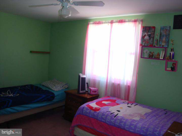 10824 Harrow Road Philadelphia, PA 19154 - Photo 16 of 20