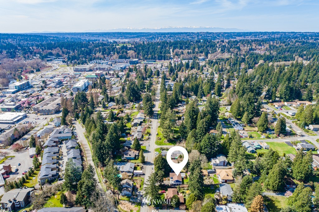 10716 Northeast 187th Street Bothell, WA 98011 - Photo 27 of 30 Gallery Image 27