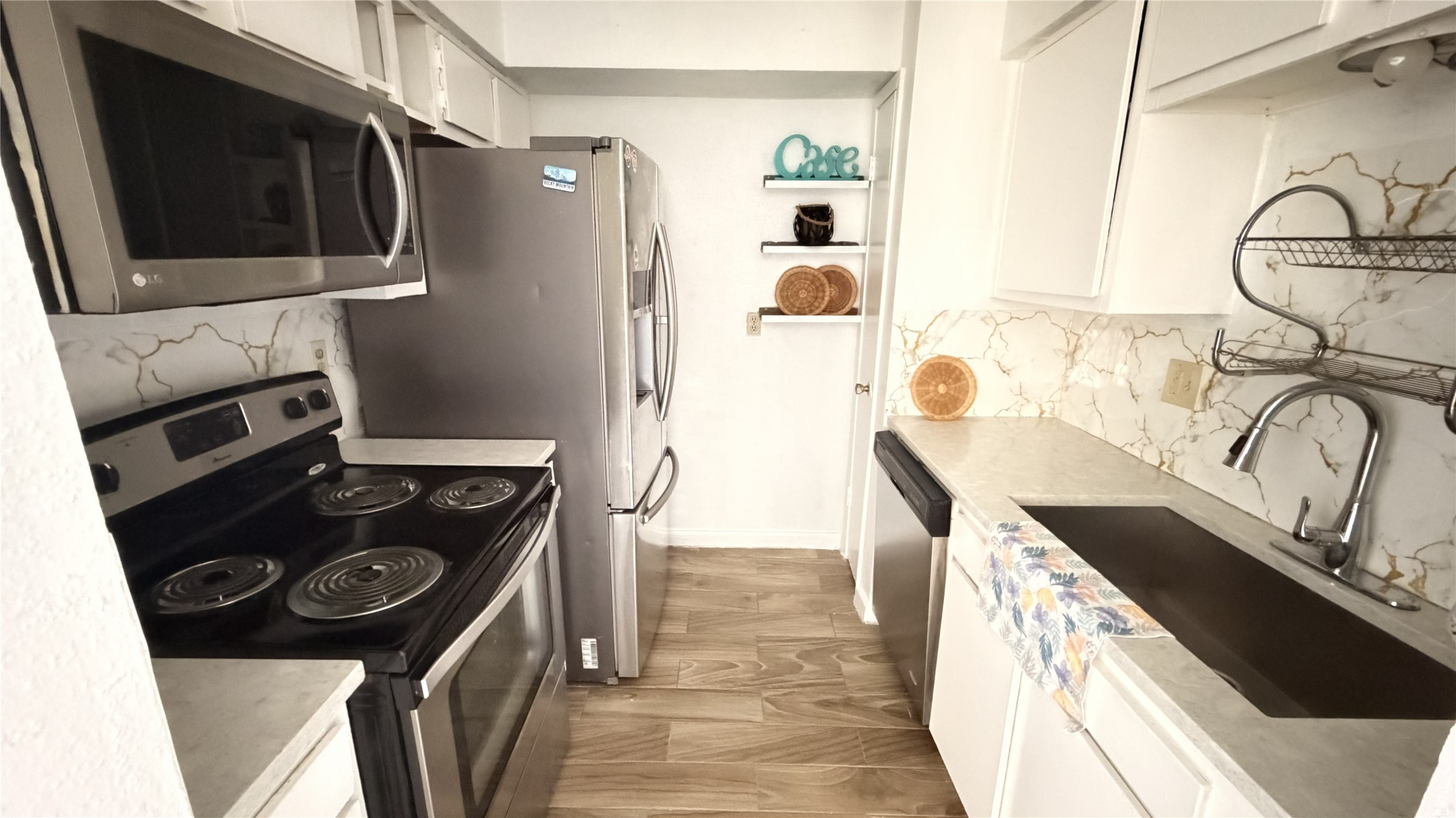 6200 West Tidwell Road, Unit 1702 Houston, TX 77092 - Photo 5 of 14