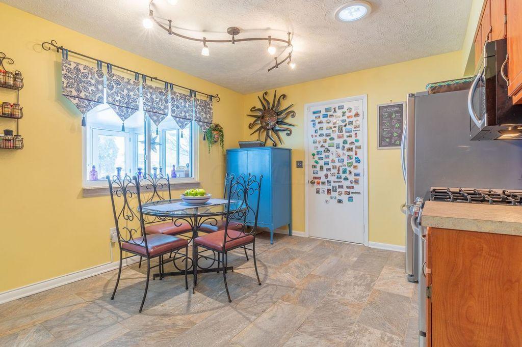 227 Fairway Road Delaware, OH 43015 - Photo 8 of 30 Gallery Image 8