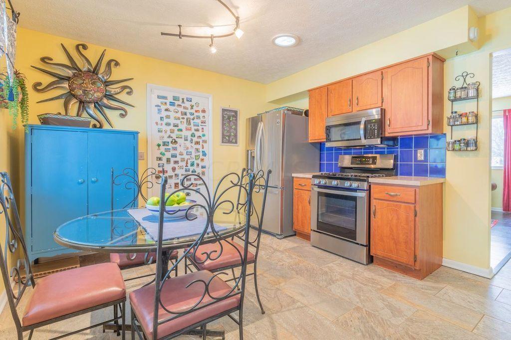 227 Fairway Road Delaware, OH 43015 - Photo 9 of 30 Gallery Image 9