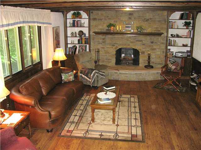 758 Canyon Road Indianapolis, IN 46217 - Photo 7 of 14 Gallery Image 7