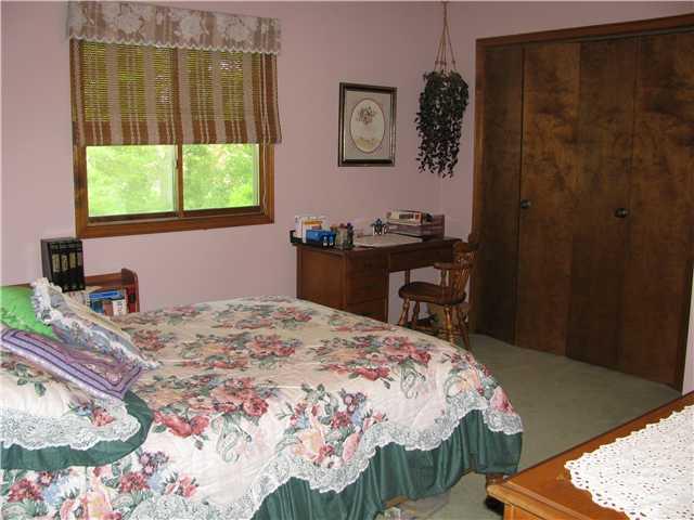 758 Canyon Road Indianapolis, IN 46217 - Photo 9 of 14 Gallery Image 9