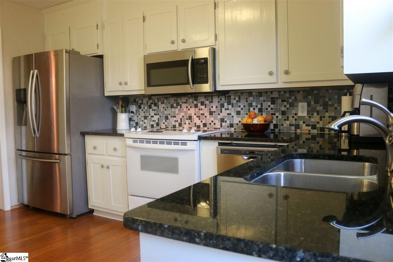 107 Bunker Hill Road Greer, SC 29650 - Photo 8 of 22 Gallery Image 8