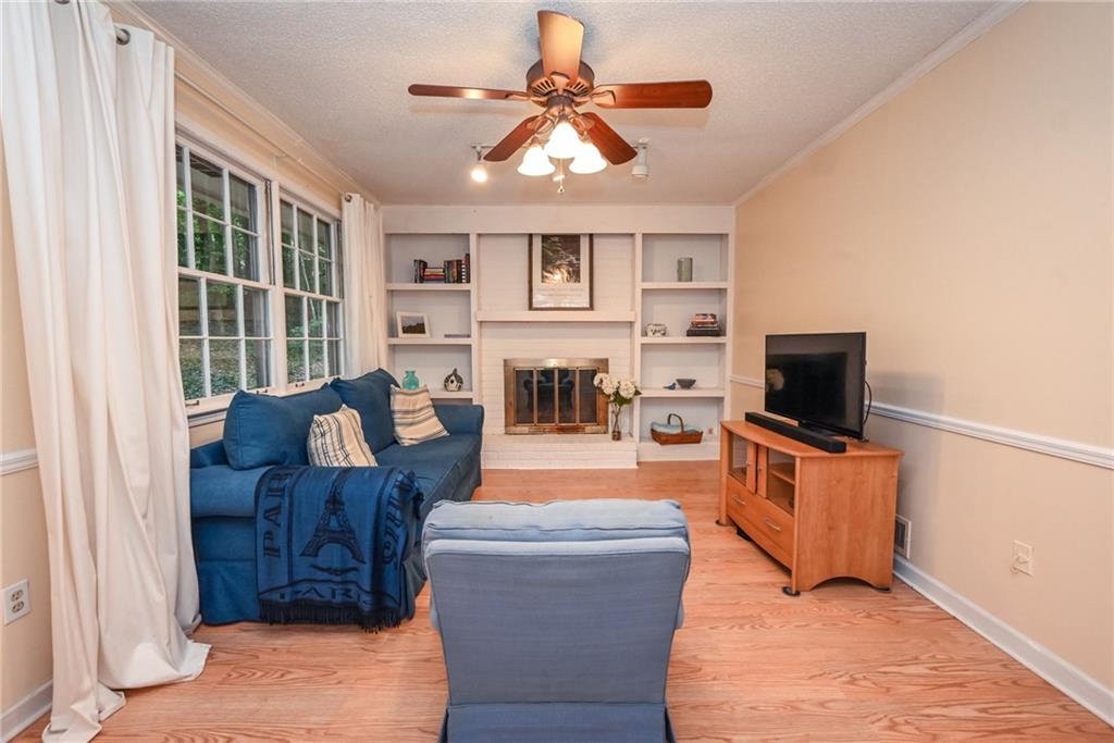 4649 Montauk Road Southwest Lilburn, GA 30047 - Photo 17 of 50