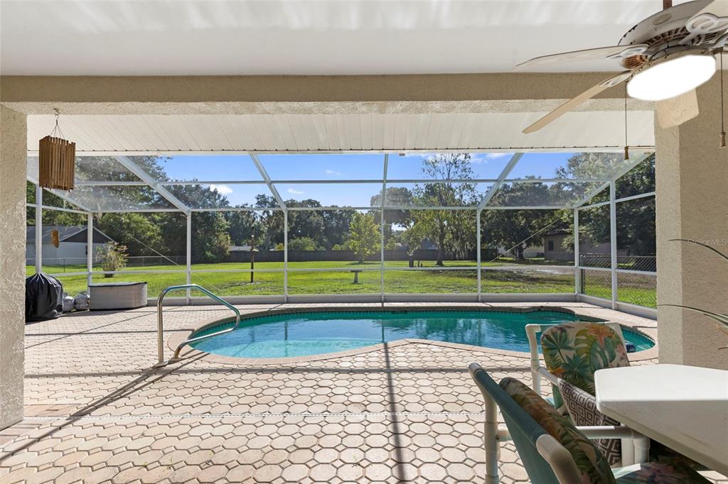 17269 Raintree Road Lutz, FL 33558 - Photo 34 of 62 Gallery Image 34