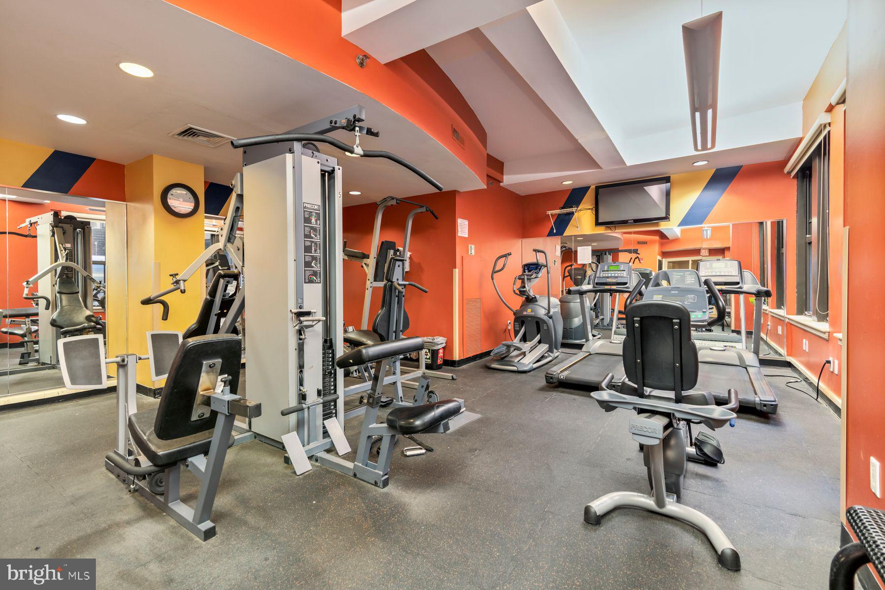 1500 Chestnut Street, Unit 20I Philadelphia, PA 19102 - Photo 21 of 22 Gallery Image 21