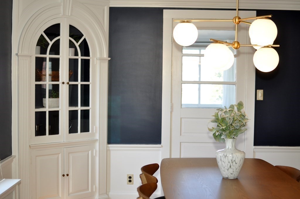 295 Appleton Street Arlington, MA 02476 - Photo 12 of 37