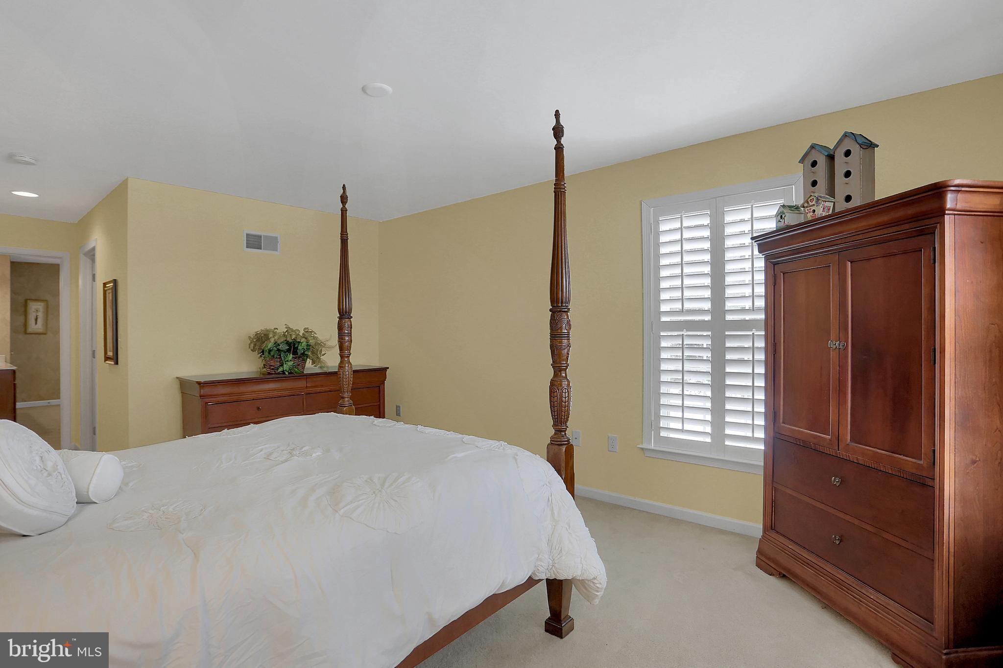 4100 Roth Farm Village Circle Mechanicsburg, PA 17050 - Photo 14 of 31