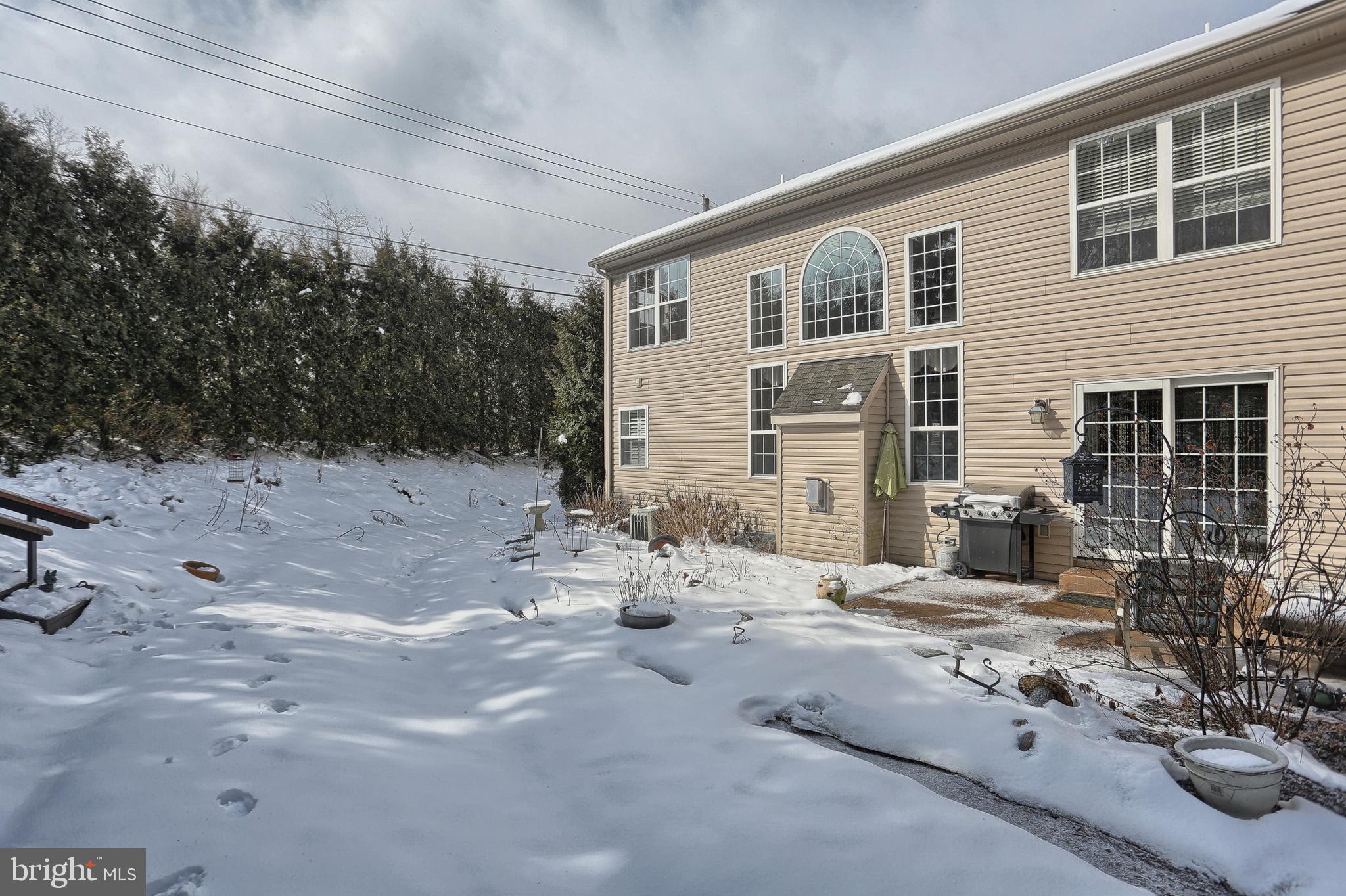 4100 Roth Farm Village Circle Mechanicsburg, PA 17050 - Photo 25 of 31