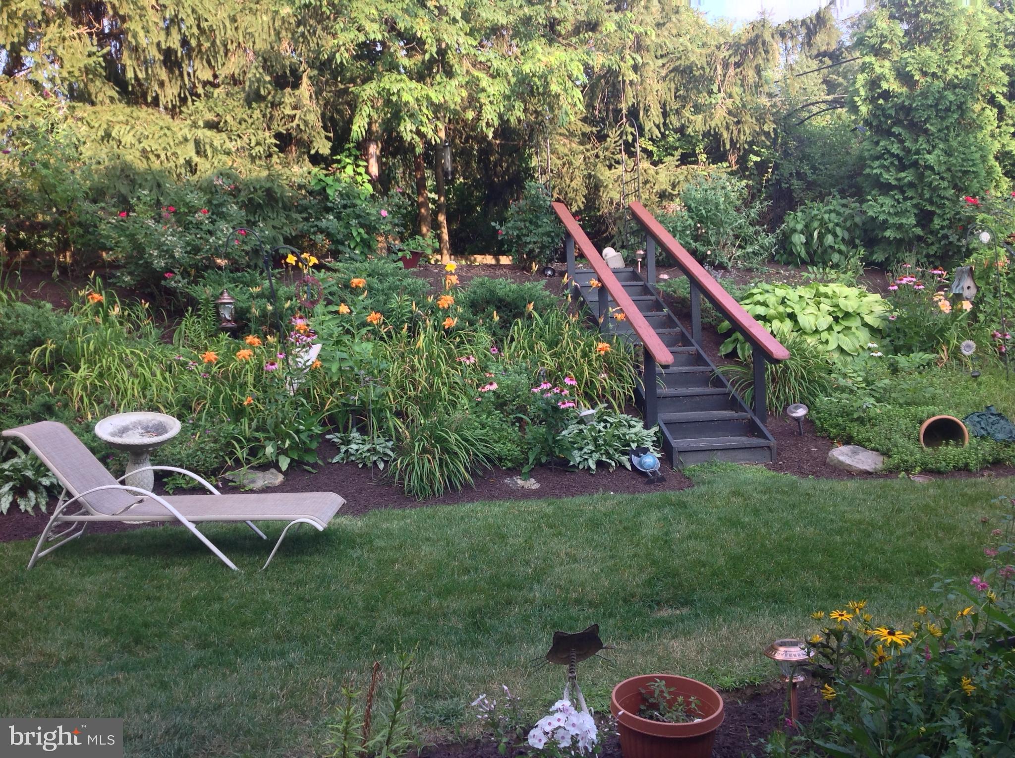 4100 Roth Farm Village Circle Mechanicsburg, PA 17050 - Photo 27 of 31