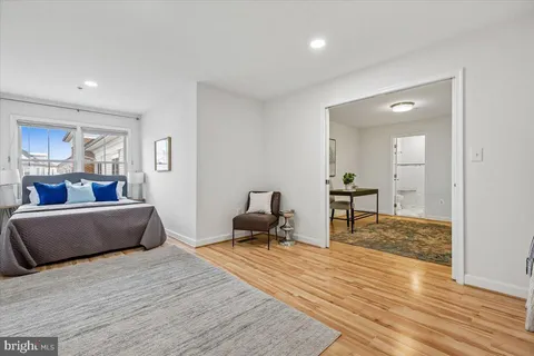$439,900 | 801 Pleasant Drive, Unit 80111, Rockville, MD 20850