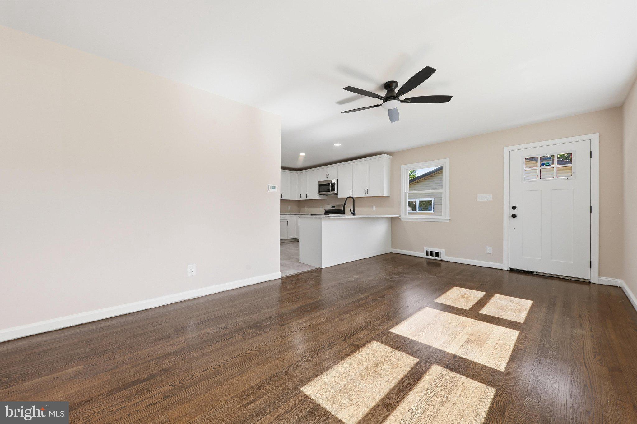815 Trail Avenue Frederick, MD 21701 - Photo 4 of 20 Living Room
