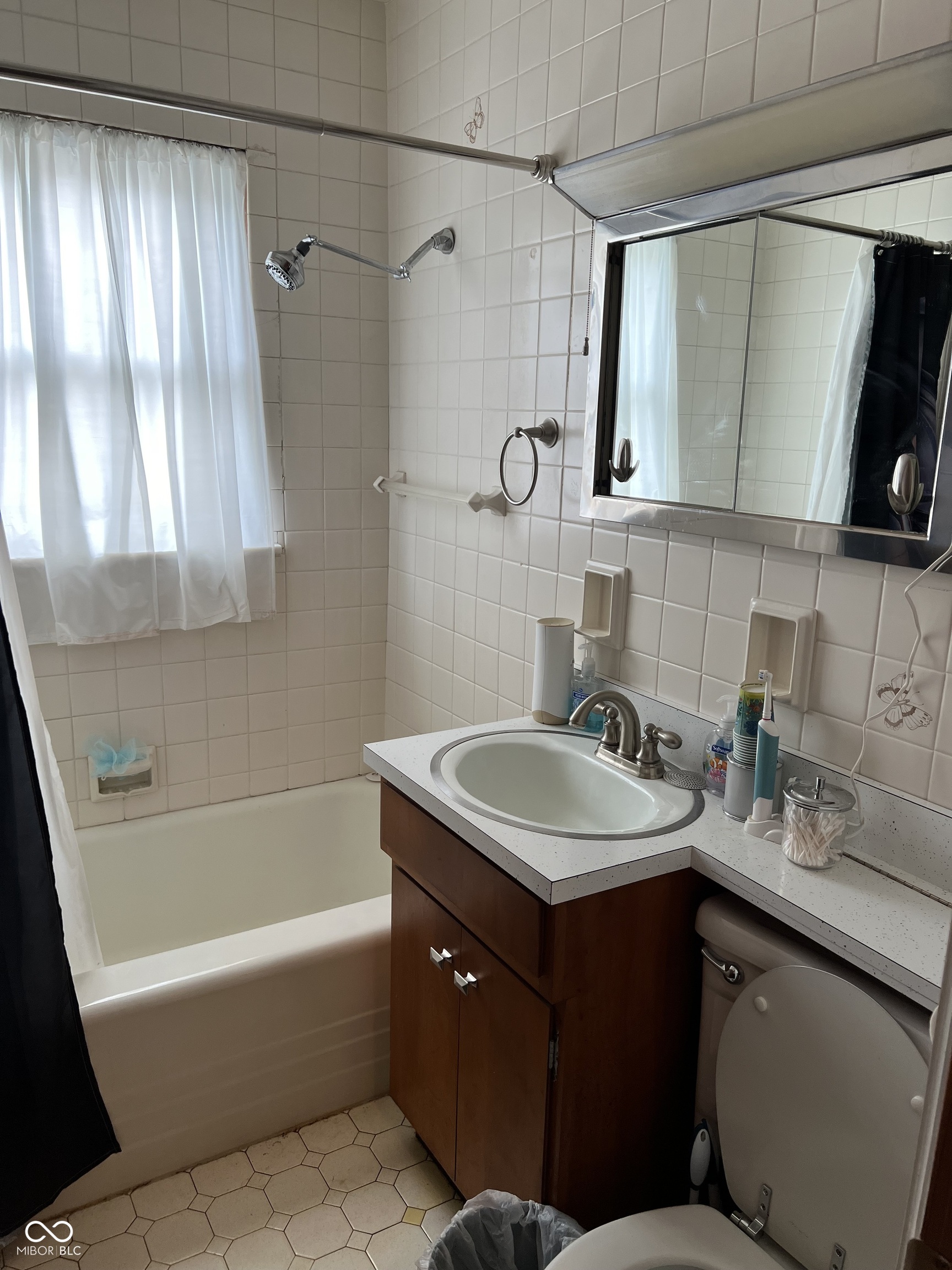 211 Elva Street Anderson, IN 46013 - Photo 14 of 26