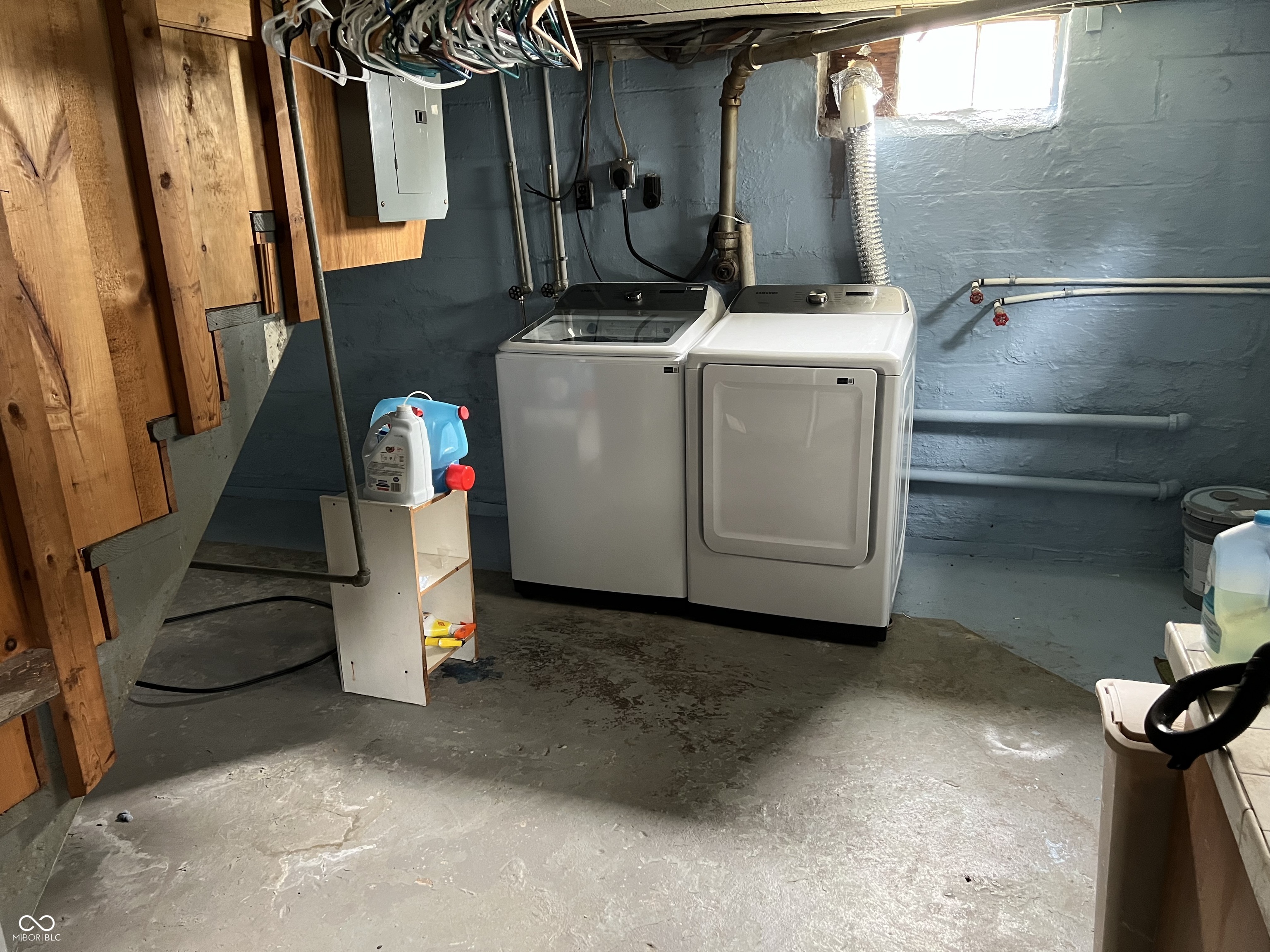 211 Elva Street Anderson, IN 46013 - Photo 15 of 26