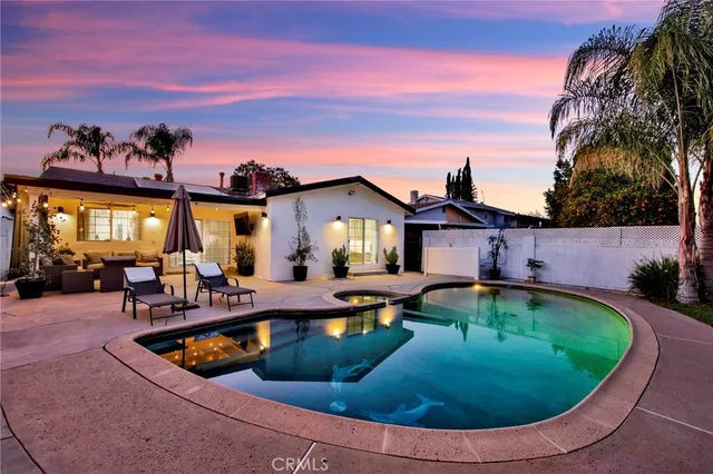 $1,149,000 | 6900 Katherine Avenue, Van Nuys, CA 91405