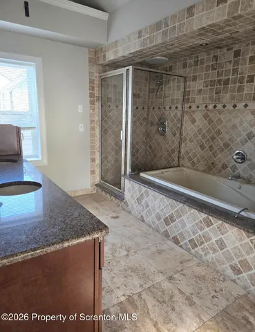 $2,000 | 527 Cedar Avenue, Unit 3, Scranton, PA 18505