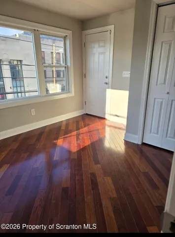 $2,000 | 527 Cedar Avenue, Unit 3, Scranton, PA 18505