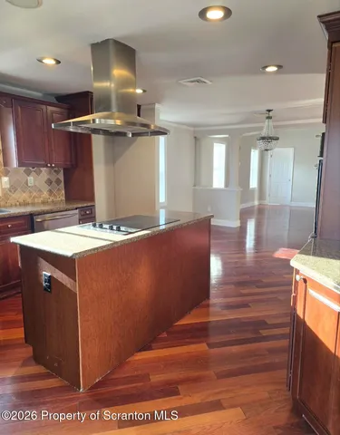 $2,000 | 527 Cedar Avenue, Unit 3, Scranton, PA 18505