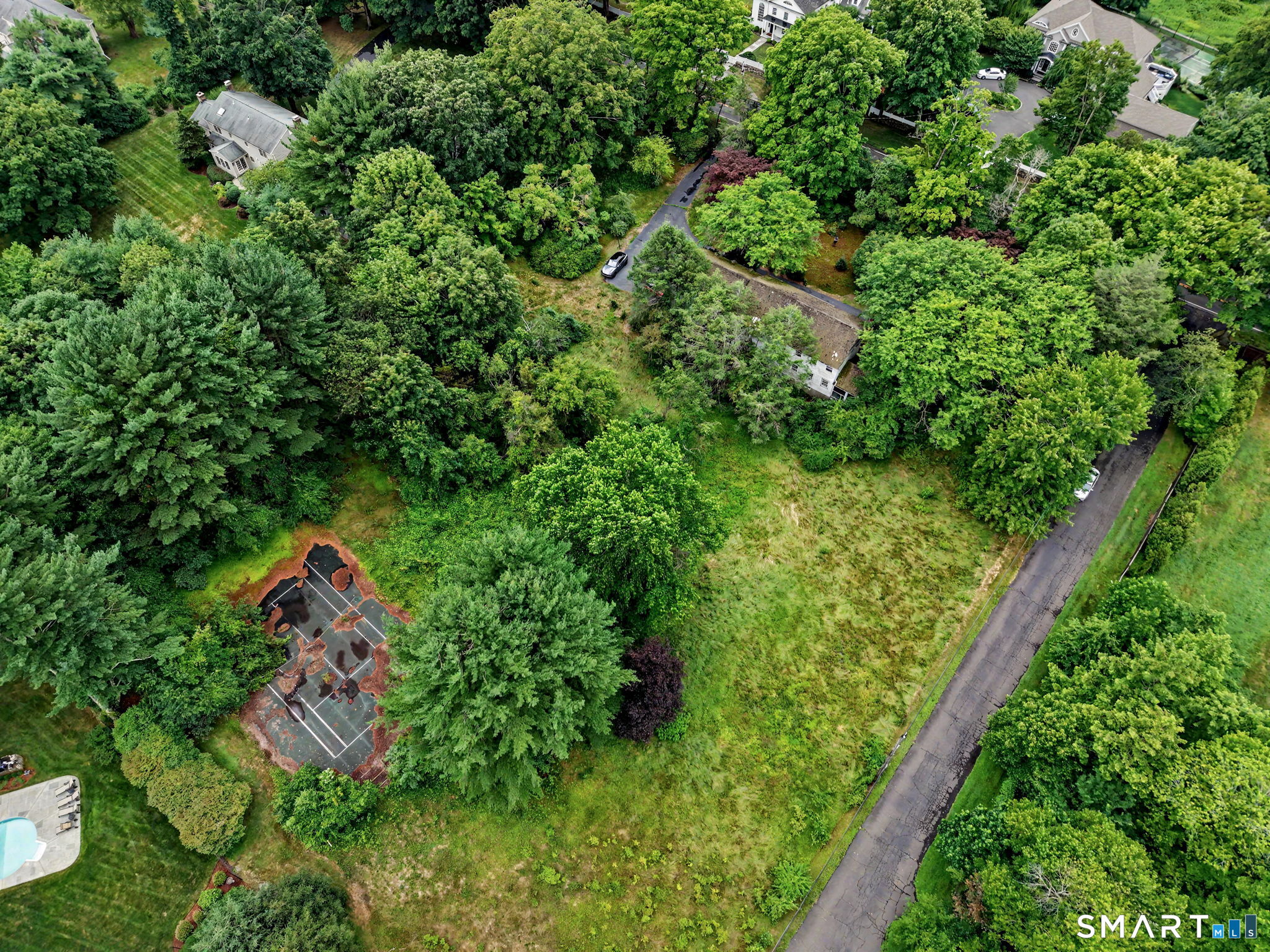 2514 Redding Road Fairfield, CT 06824 - Photo 6 of 33