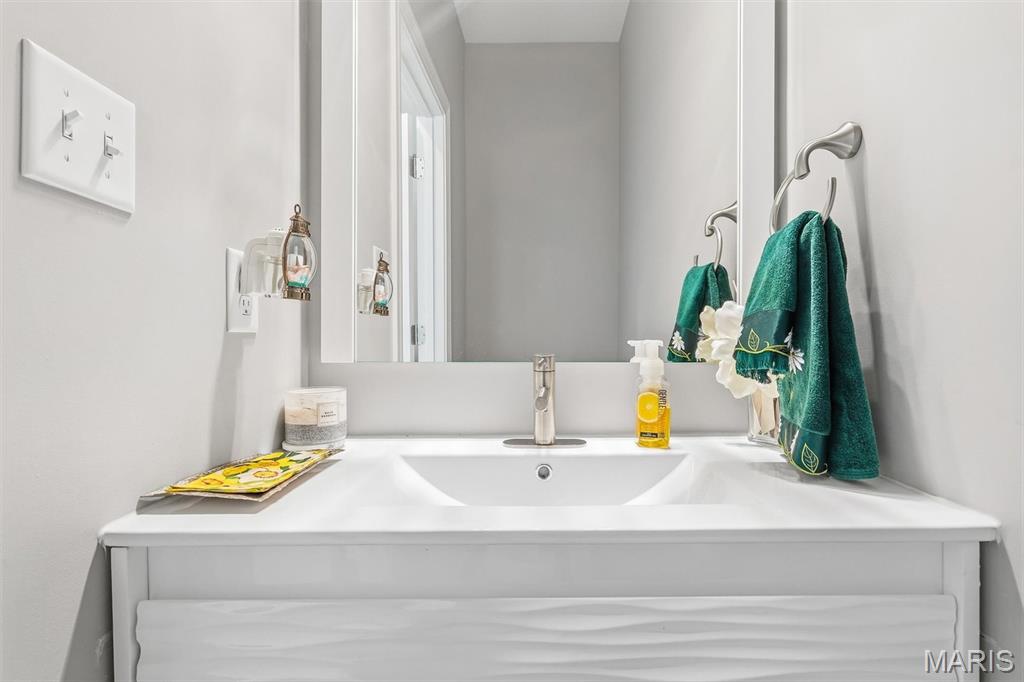 280 Arbors At Bridle Path Ballwin, MO 63021 - Photo 22 of 40