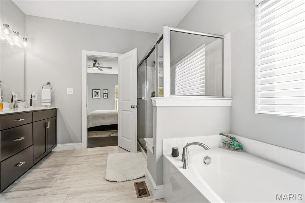 280 Arbors At Bridle Path Ballwin, MO 63021 - Photo 26 of 40