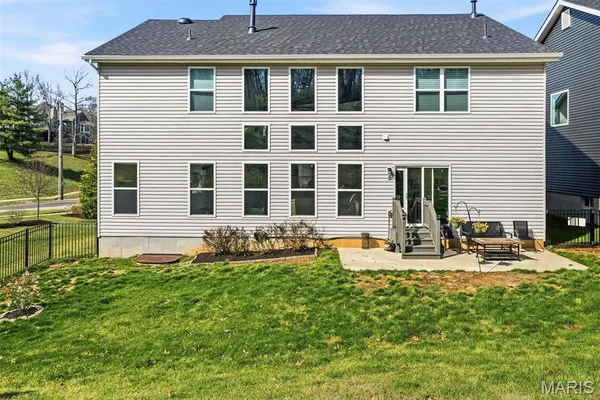 $765,000 | 280 Arbors At Bridle Path, Ballwin, MO 63021