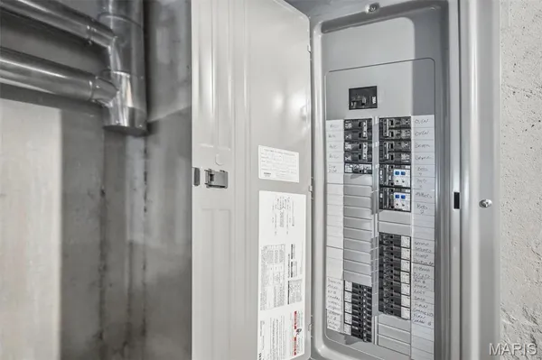 $765,000 | 280 Arbors At Bridle Path, Ballwin, MO 63021