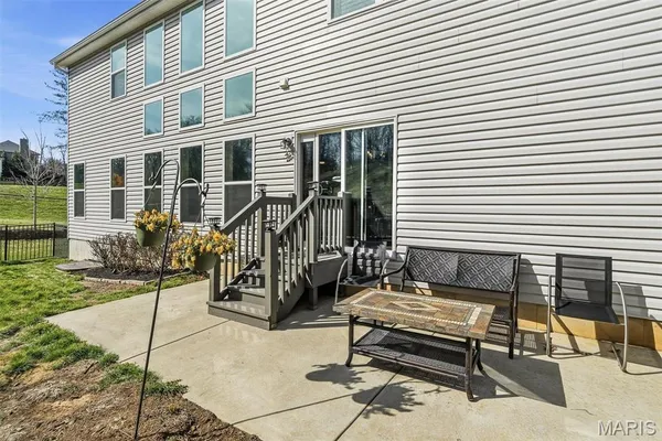 $765,000 | 280 Arbors At Bridle Path, Ballwin, MO 63021