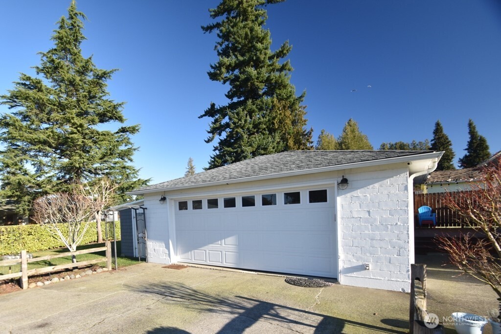 701 East Grover Street Lynden, WA 98264 - Photo 23 of 25