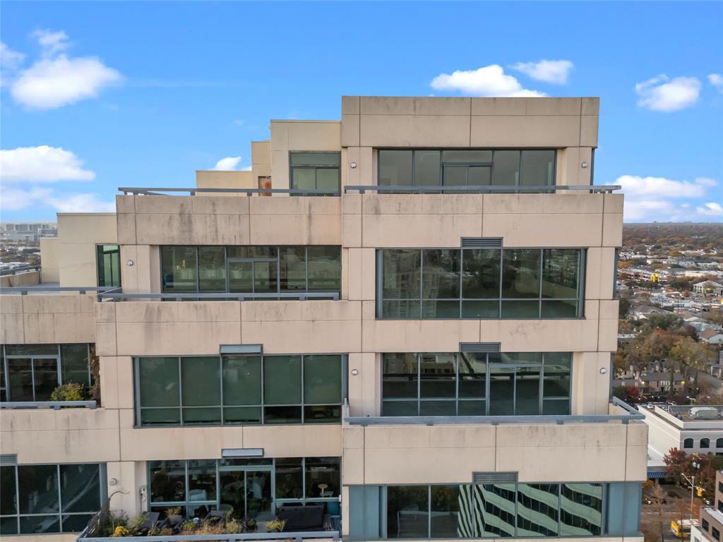 3111 Welborn Street, Unit 1701 Dallas, TX 75219 - Photo 28 of 33