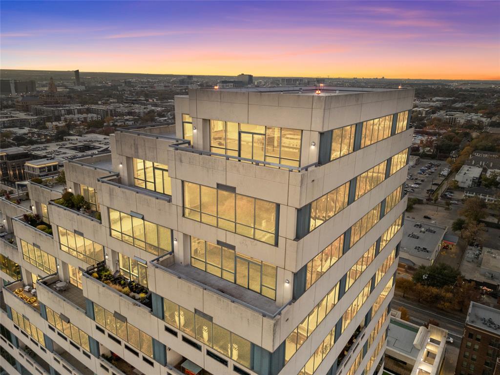 3111 Welborn Street, Unit 1701 Dallas, TX 75219 - Photo 31 of 33 aerial view of a large building