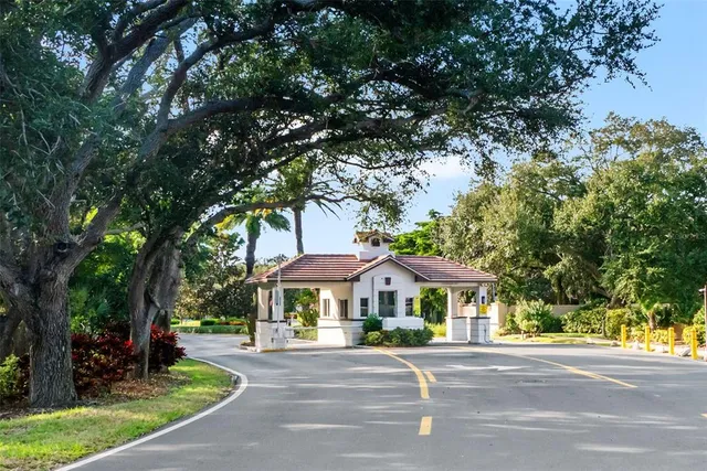 $1,145,000 | 4672 Pine Harrier Drive, Sarasota, FL 34231