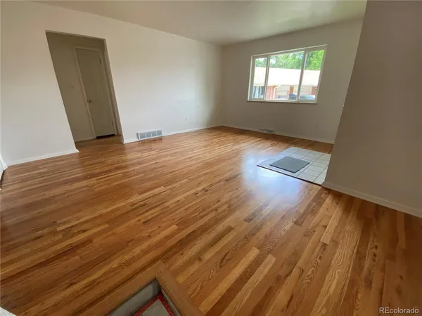 $2,500 | 1830 Independence Street, Unit 1832, Lakewood, CO 80215