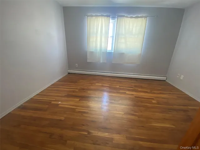 $4,350 | 732 3rd Street, Ronkonkoma, NY 11779