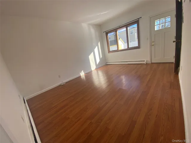 $4,350 | 732 3rd Street, Ronkonkoma, NY 11779